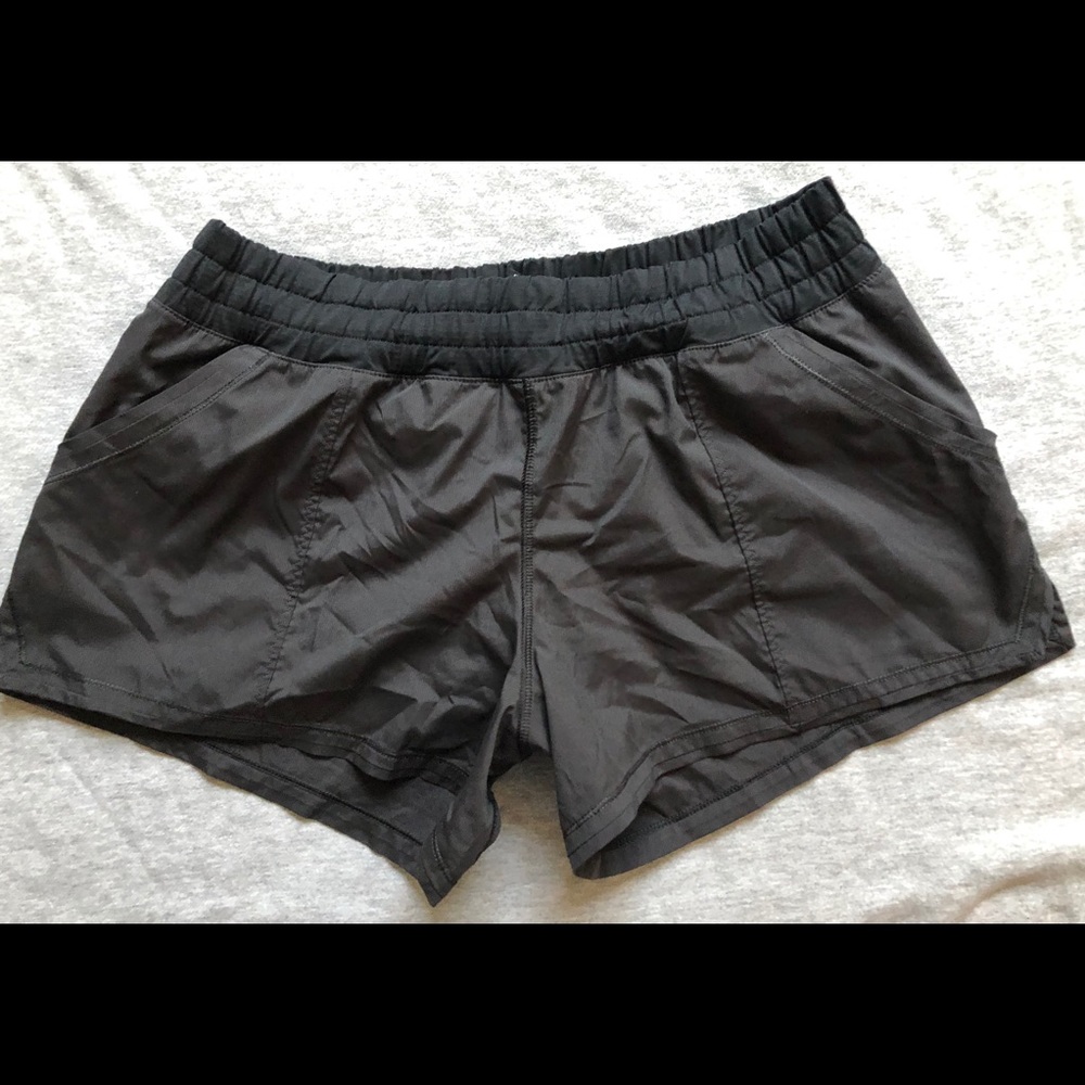 Lululemon Black Shorts Size 12 EUC